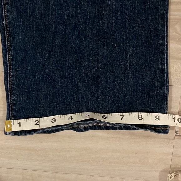 Old navy mid rise dark wash jeans - Picture 6 of 9